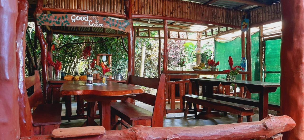Jardin Entre Montanas Bed & Breakfast Bijagua Exterior foto