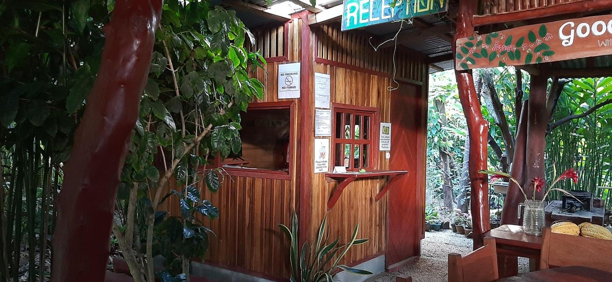 Jardin Entre Montanas Bed & Breakfast Bijagua Exterior foto